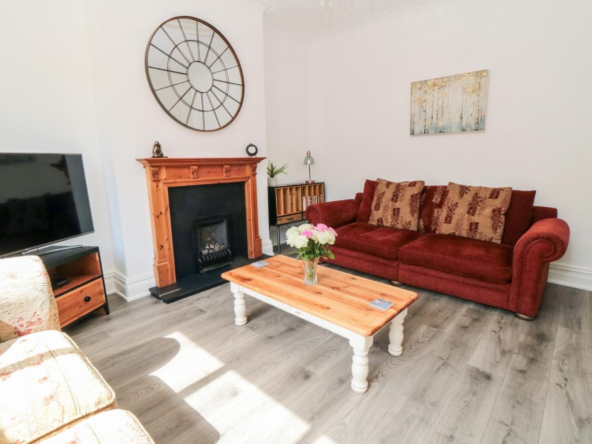Villa The Robins Filey Esterno foto